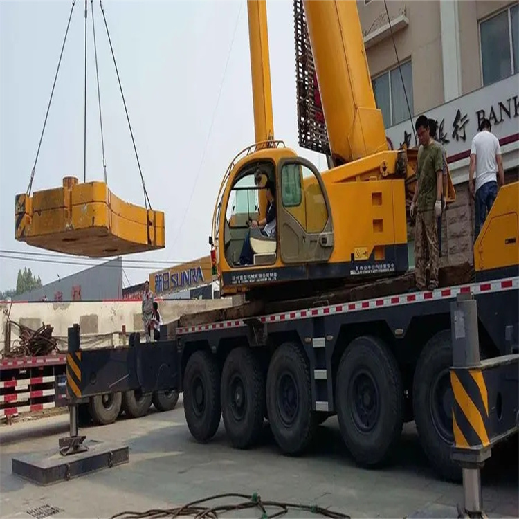 开江当地吊车出租|机器吊装|75吨|工厂搬迁服务